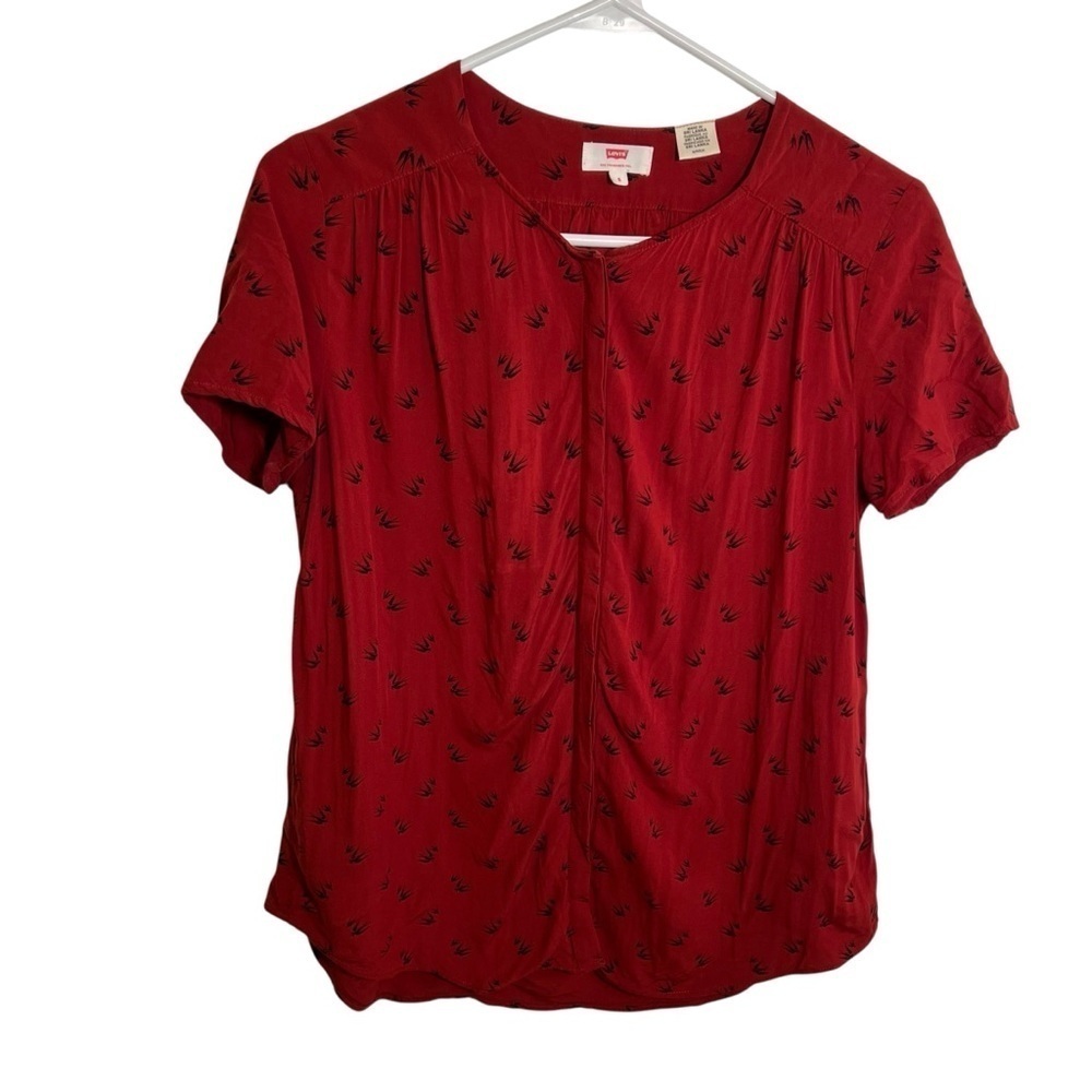Levi's Women's Size Small Short Sleeve Button Down Blouse Red Black Bird Print